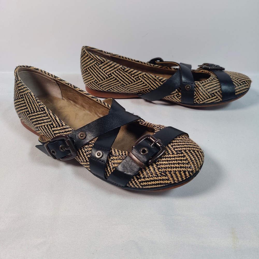 OTBT Park Hills Mary Jane Flats Woven Rattan Leather Cross Straps Black Tan 10M